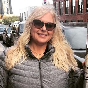 Meet your Posher, Shelly